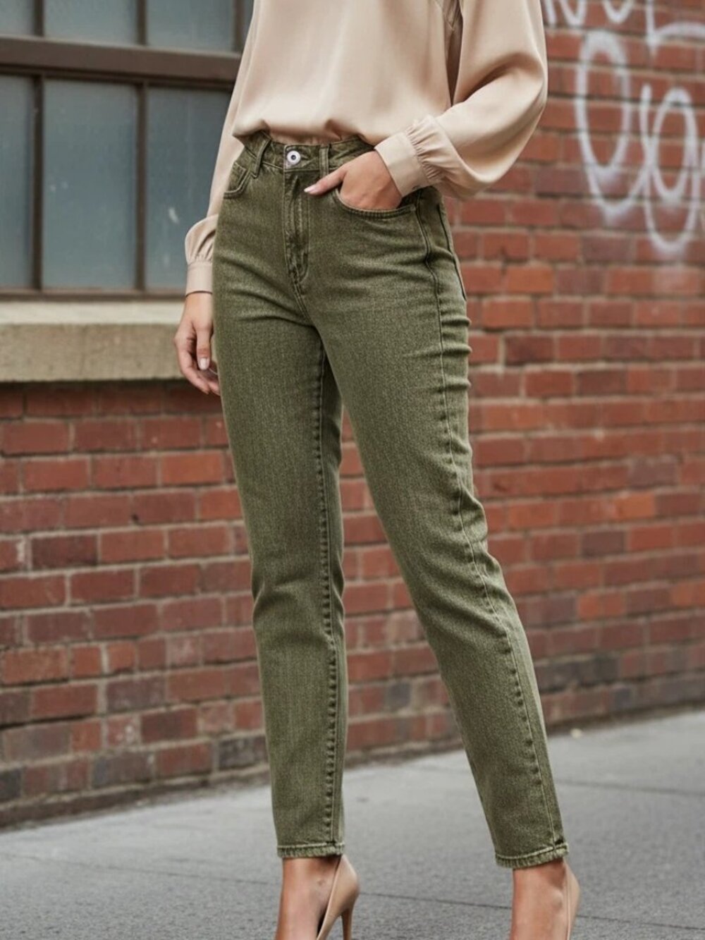 Women's Vintage Bill Blass Jeans Olive Size 6